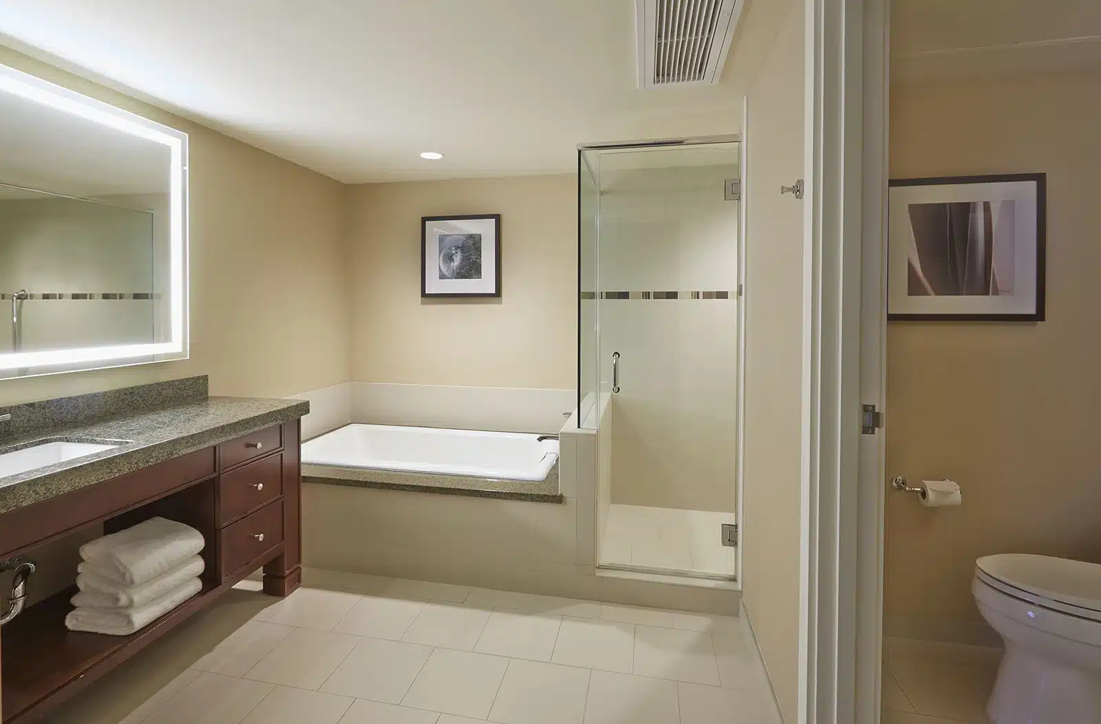 Rainbow Kai Bathroom