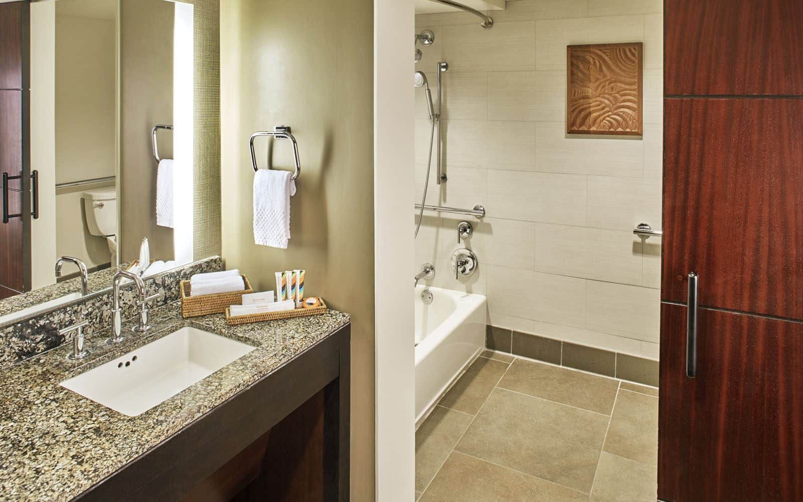 Alii Tower mobility accessible bathtub in bathroom
