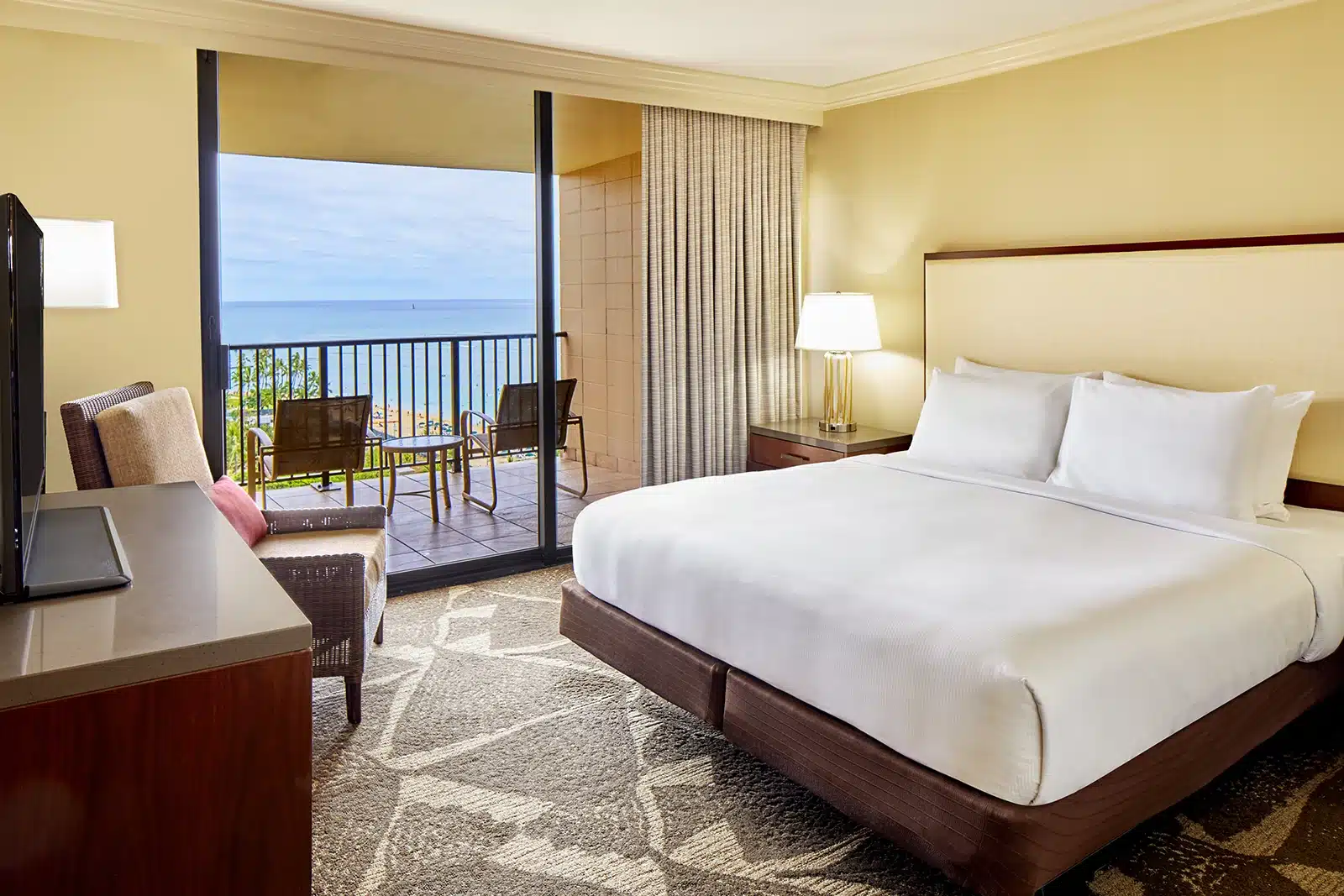 Diamond Head Ocean View One Bedroom Suite