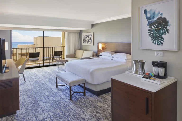 Tapa Collection Resort View with 1 King Bed and Mobility