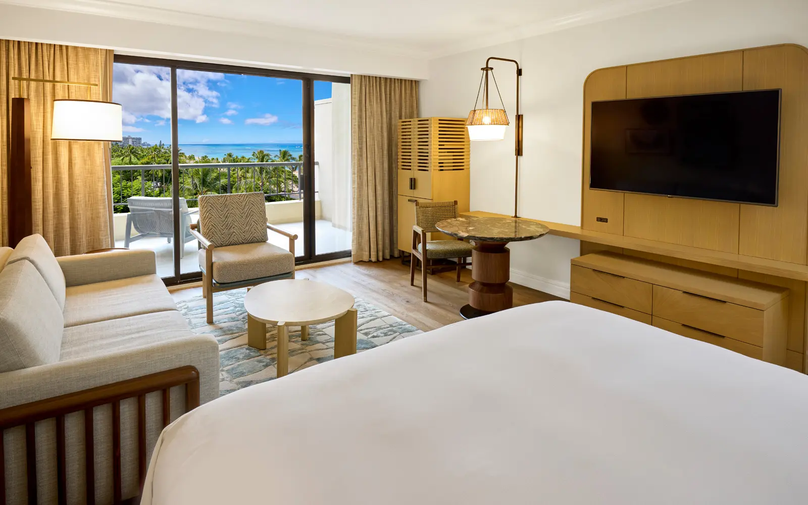 Ali’i Ocean View with 1 King Bed